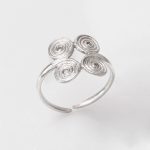 Ring with spiral