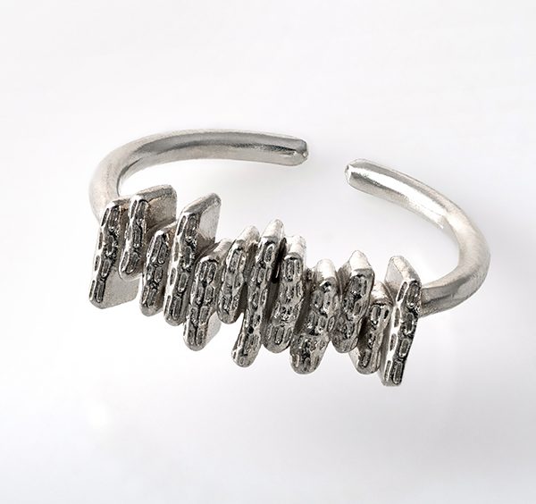 Ring with Ornaments